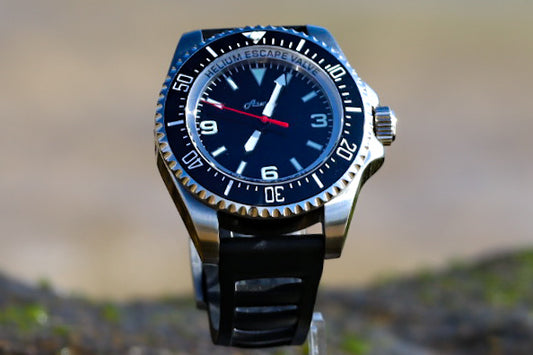 Point Diver - Black
